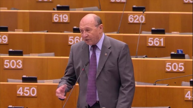 Panellakást utalnak ki Traian Băsescu volt államfőnek