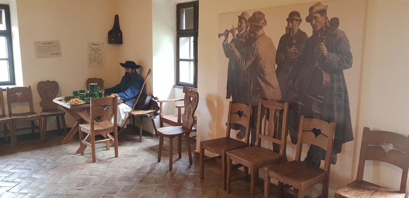 A régi betyárvilágot felidéző csárdamúzeum •  Fotó: Kisréti Zsombor