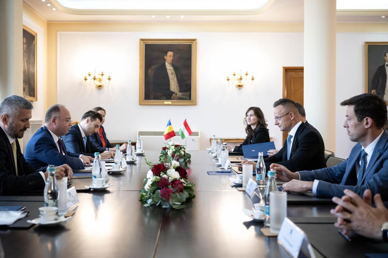 •  Fotó: Facebook/Szijjártó Péter