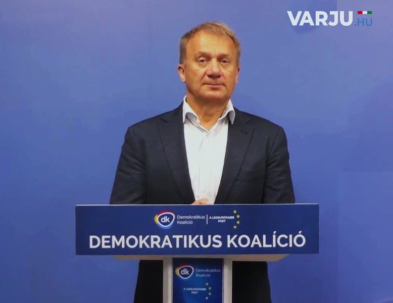 Varju László gyakorlatilag gyermekek megrontásával vádolta meg a magyar kormányt és az erdélyi gyermekotthon-hálózatot működtető Böjte Csaba szerzetest •  Fotó: Varju László/Facebook