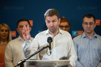 Drónbotrány: az USR szerint Iohannis hazudott, meneszteni kell a védelmi és a külügyminisztert