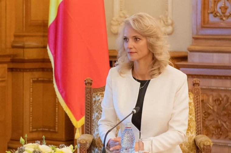 Gorghiu: nincs szó az RMDSZ kormányból való kizárásáról, a PNL tartja magát a koalíciós megállapodáshoz