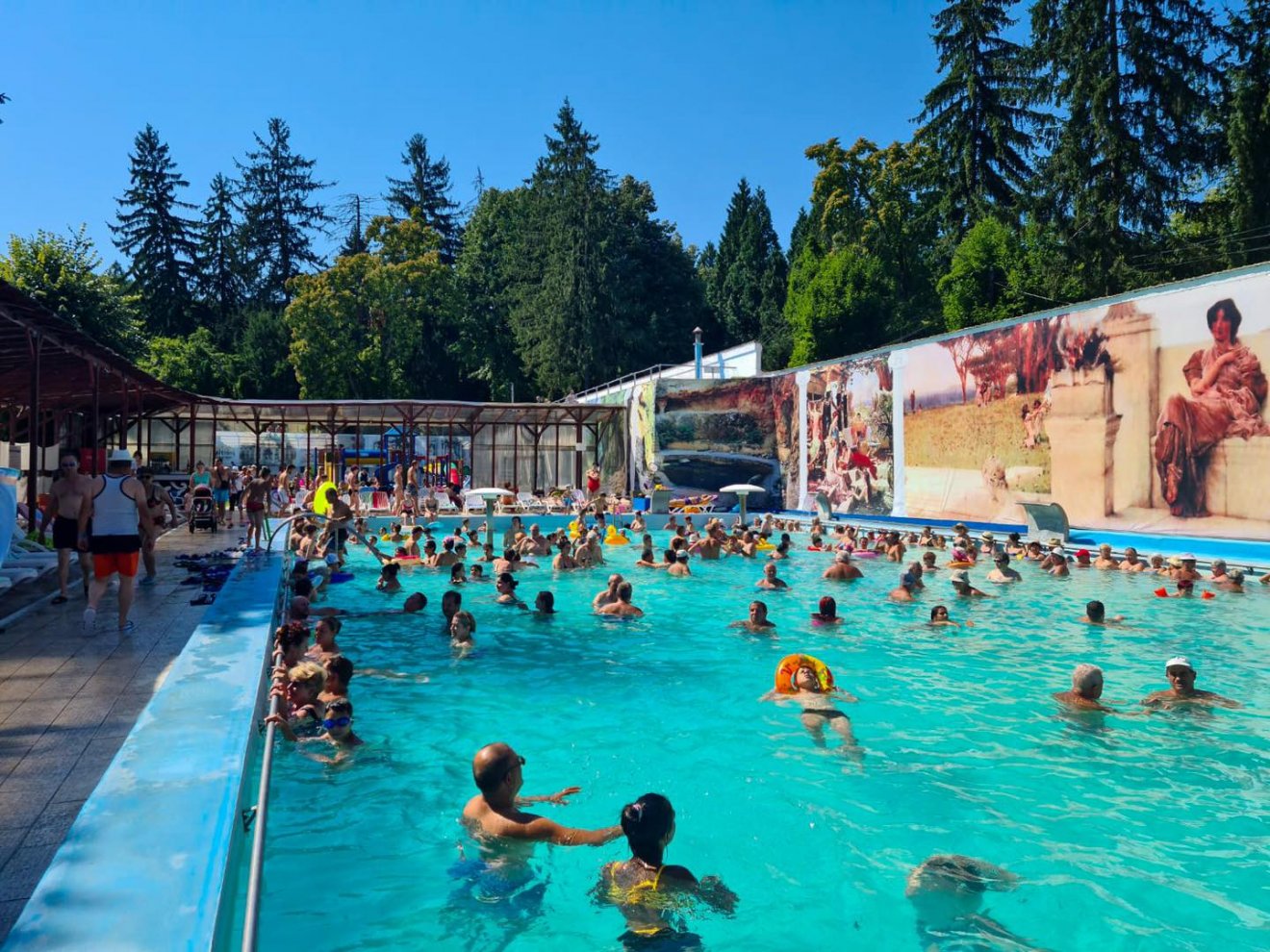 Feredő-Gyógy standja •  Fotó: Facebook/Strand Baile Daco Romane Geoagiu Bai