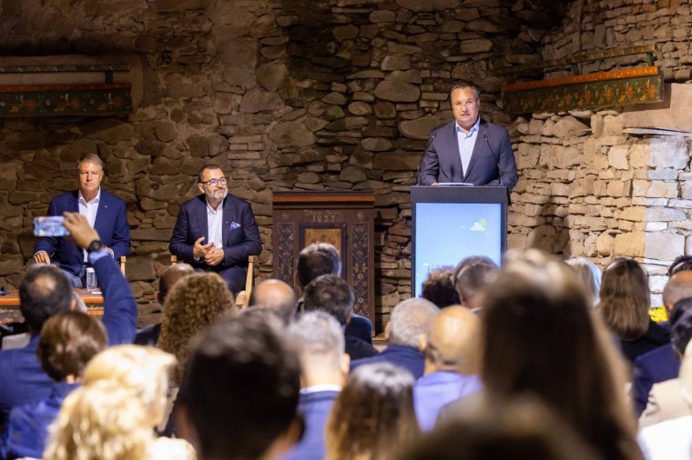 „Tolerancia, békés együttélés”. Iohannis és Ciucă szót nem szólt a németek kiárusításáról a szász fesztiválon