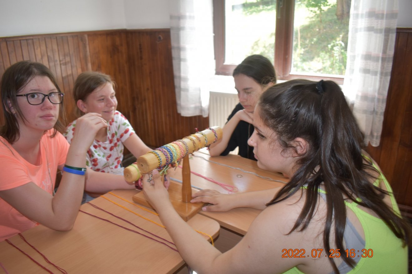 •  Fotó: Ady Endre Iskola, Kalotaszentkirály