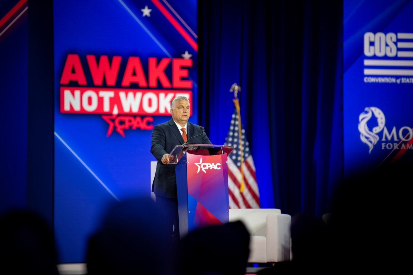 Orbán Viktor miniszterelnök nyitóbeszédet mond az Amerikai Konzervatív Unió nyári konferenciáján (CPAC) Dallasban •  Fotó: MTI/Miniszterelnöki Sajtóiroda/Benko Vivien Cher