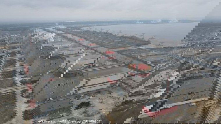 Ismét egymást vádolják az oroszok és az ukránok a zaporizzsjai atomerőmű elleni támadással