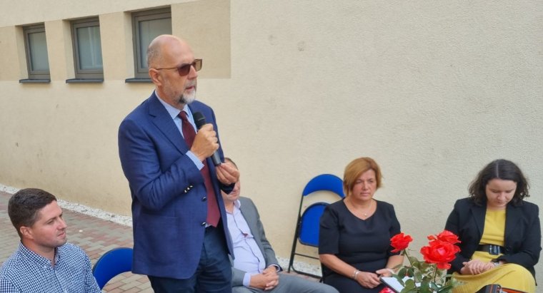 Kelemen Hunor a Krónikának: szó sincs szegregációról, nem központilag irányítottak a magyar oktatást érő támadások