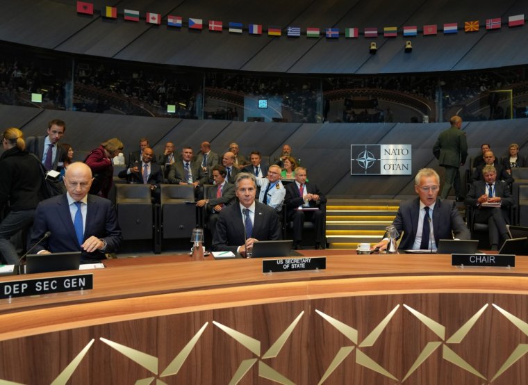 Kritikus szakaszába lépett a háború a NATO főtitkára szerint