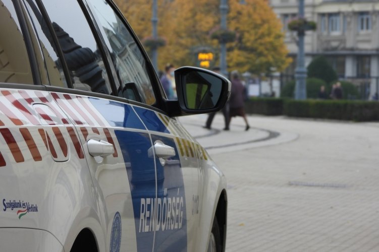 Bombafenyegetést kapott több magyarországi iskola