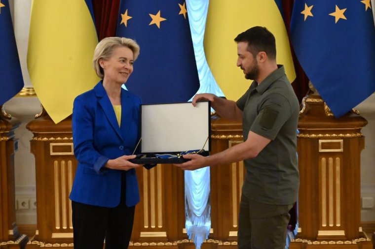 Európai kísérettel utazik Zelenszkij Washingtonba