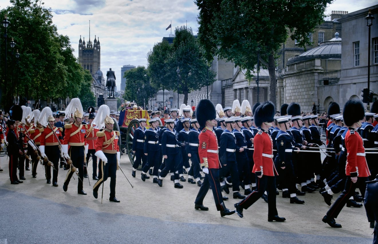 A London nyugati határában fekvő legnagyobb királyi rezidenciára, a csaknem ezeréves windsori kastélyba szállították a királynő koporsóját •  Fotó: Royal.uk