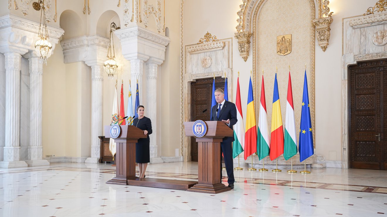 •  Fotó: Presidency.ro