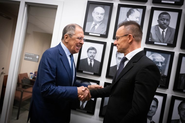 Szijjártó egyedüli uniós külügyminiszterként tárgyalt Lavrovval New Yorkban: az egyetlen megoldás a béke lenne