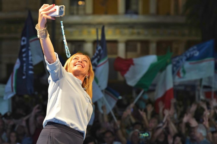Giorgia Meloni felajánlotta, hogy Róma közvetít az ukrajnai béke érdekében