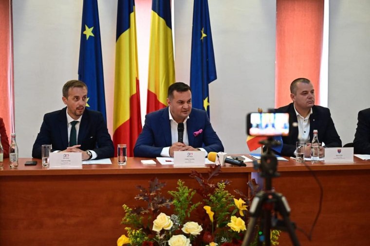 Kitart a patthelyzet Nagybányán: nem adta vissza magyar helyettese jogköreit Cătălin Cherecheș polgármester