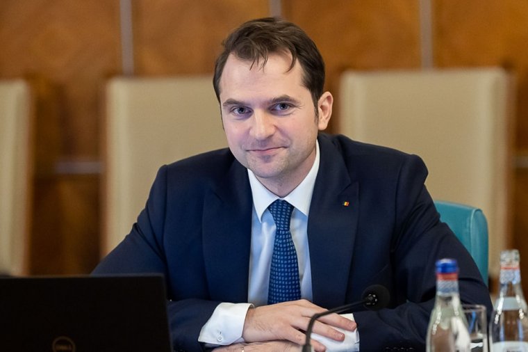 Sebastian Burduja veszi át ügyvivőként az oktatási minisztérium vezetését Sorin Cîmpeanu lemondása nyomán
