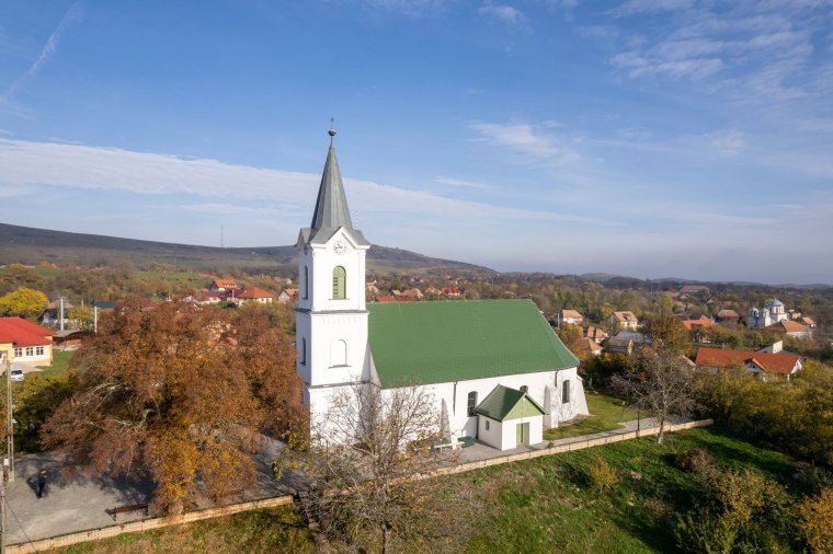 Rézfúvós toronykoncertet tartanak a Kolozs megyei Ajton református templomában a filharmonikusok