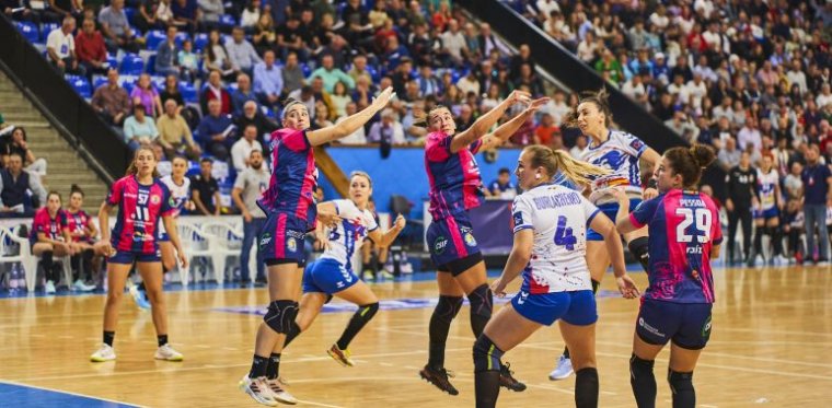 Kézilabda: buta szabálytalanság miatt kizárták a Buzău spanyol ellenfelét, a román csapat vár a Mosonmagyaróvárra