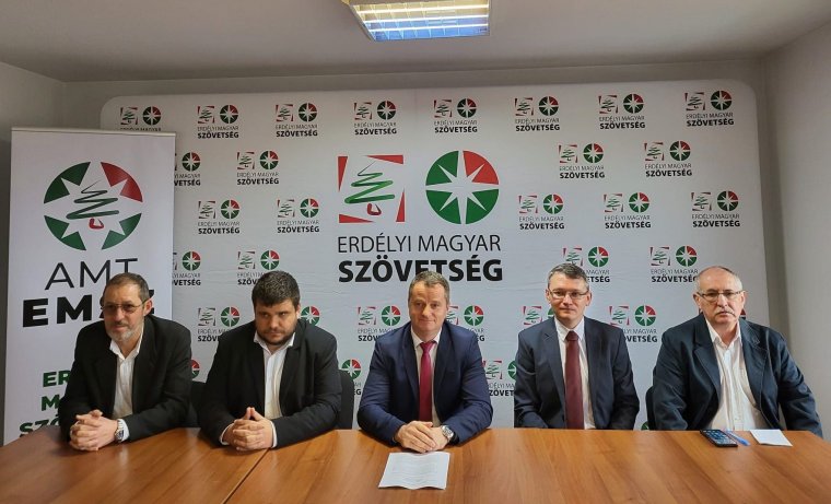 Kétszereplőssé vált az erdélyi magyar politikai préri: bejegyezték az Erdélyi Magyar Szövetséget
