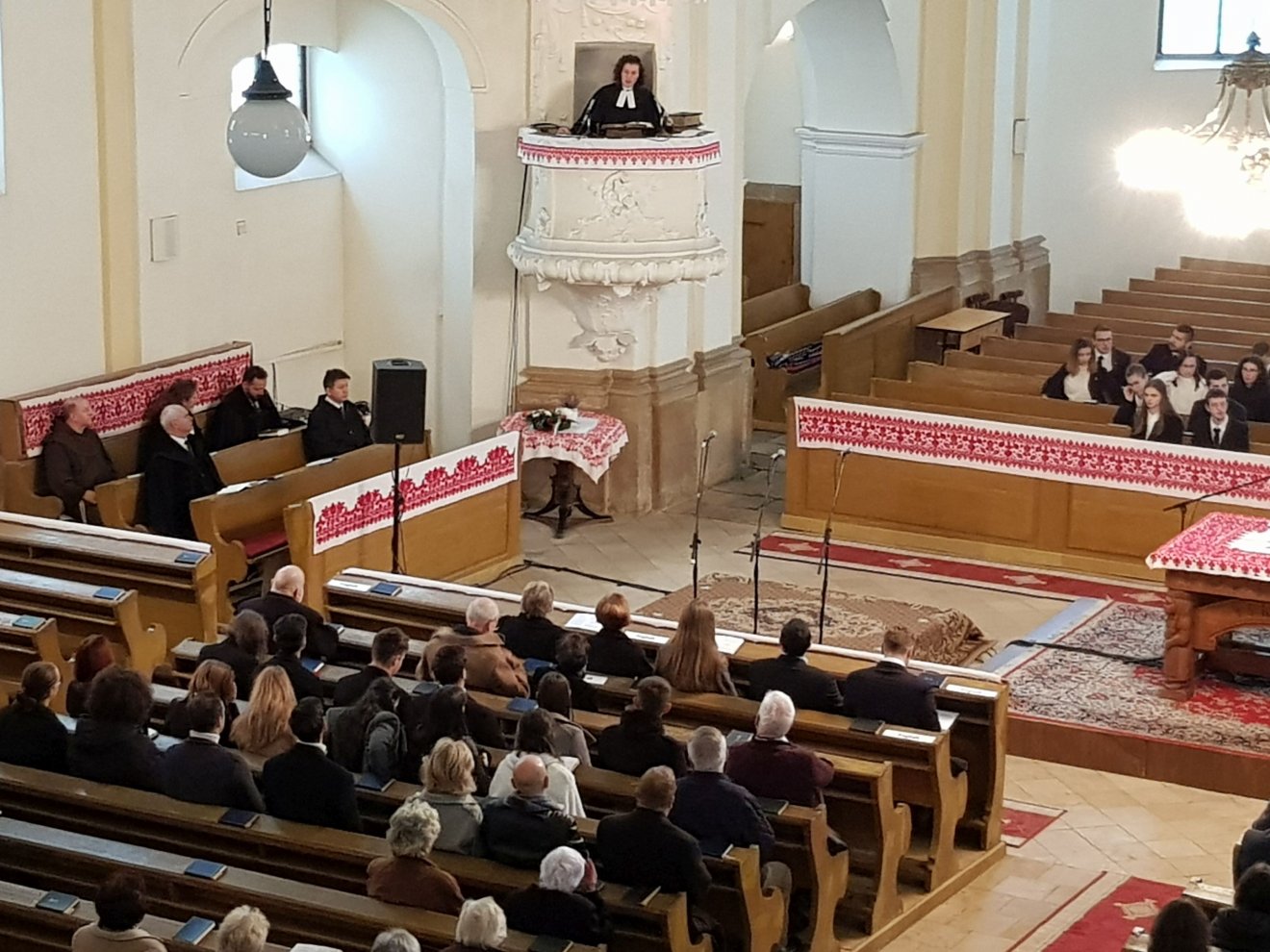 A kivándorlás és az elöregedés miatt csökken elsősorban a lakosság számaránya, ez érvényes a felekezetekre is •  Fotó: Rostás Szabolcs