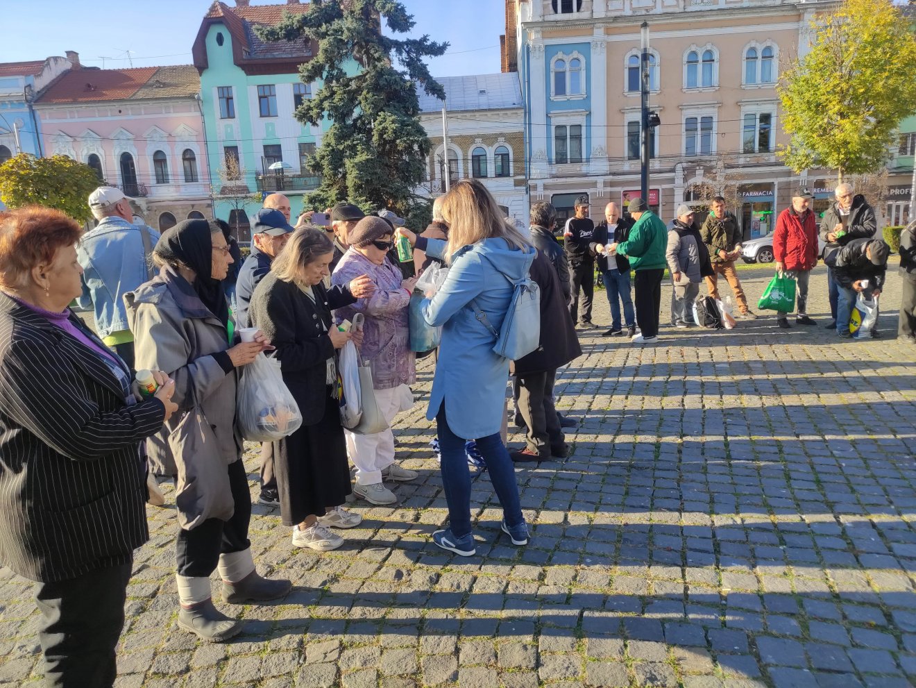 tartós élelmiszerek rászoruló