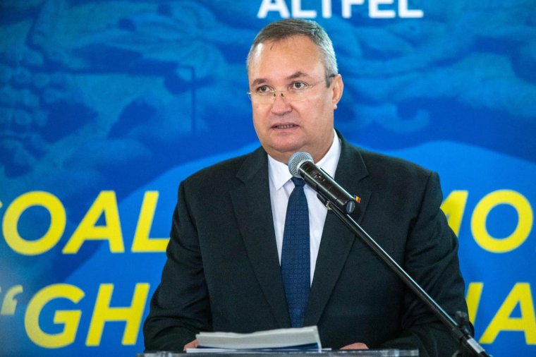 Ciucă szerint időben megtörténik a kormányfőcsere, de azt még mindig nem árulta el, hogy pontosan mikor
