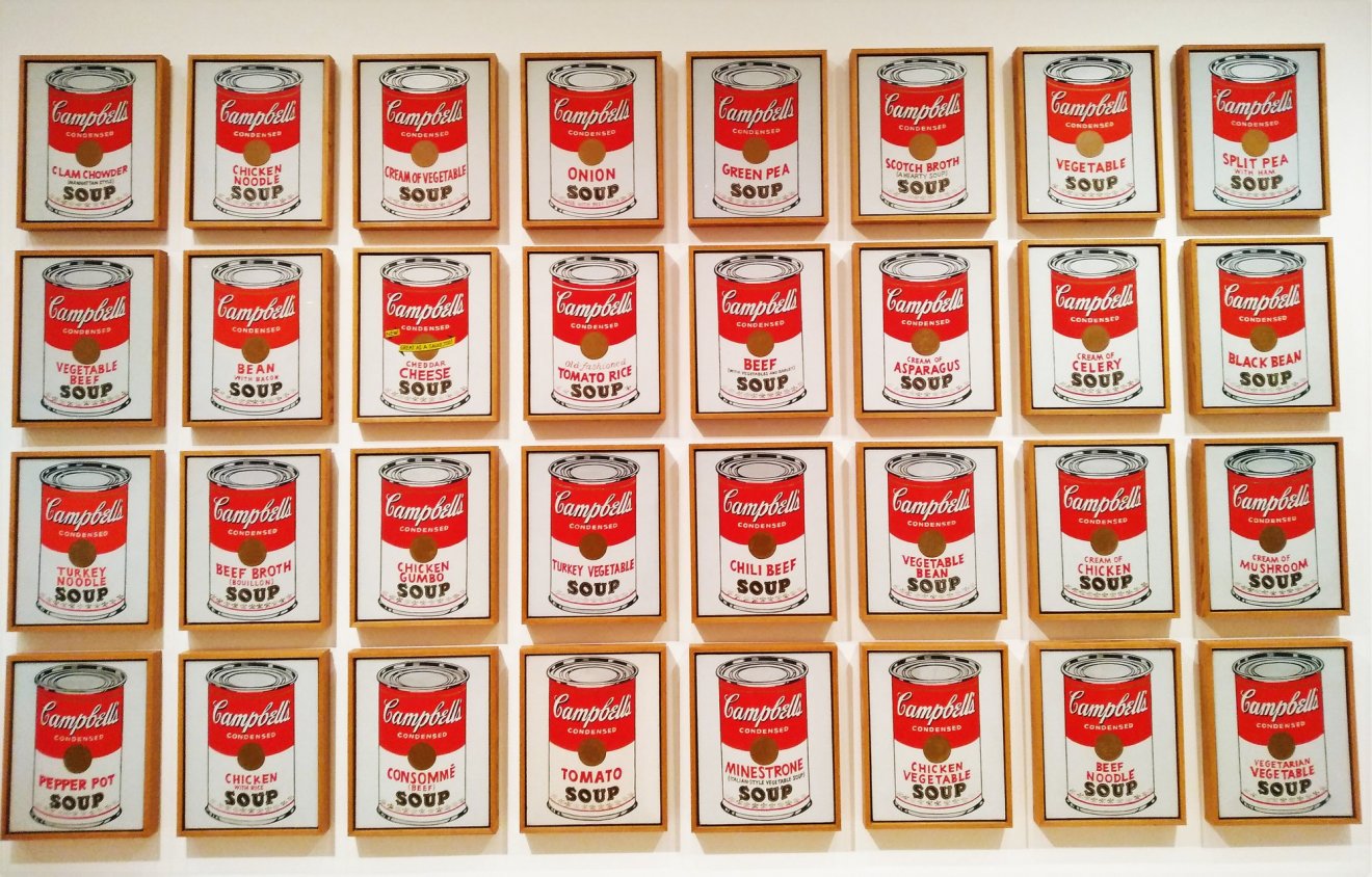 Warhol az 1960-as években készítette a Campbell-féle leveskonzerveket ábrázoló festményeit •  Fotó: Tóth Gödri Iringó