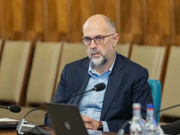Kelemen Hunor emelné az áfát és megnyirbálná az „extravagáns” bérjuttatásokat