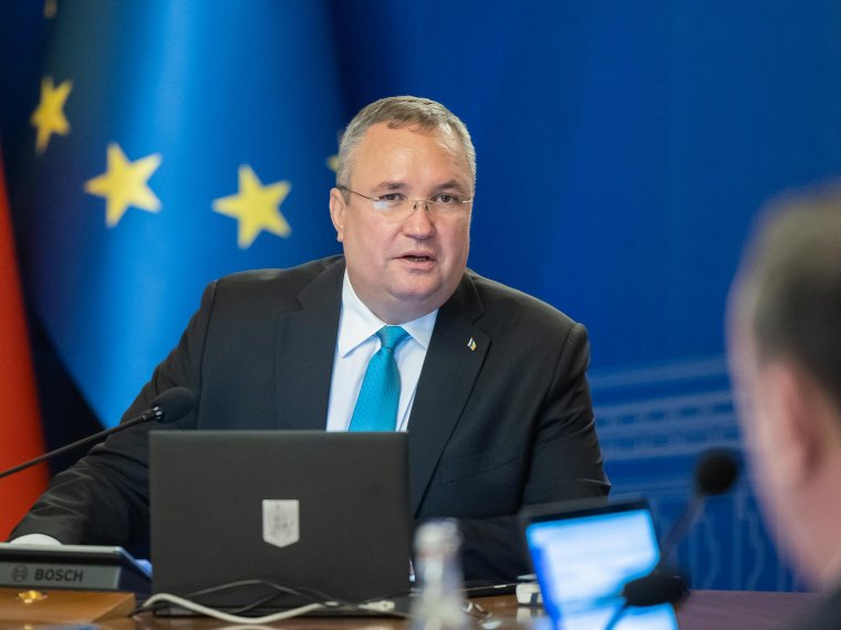 Ciucă üzent az elégedetlenkedő PSD-seknek: a kormánytisztségek cseréjére a koalíciós megállapodásnak megfelelően kerül sor