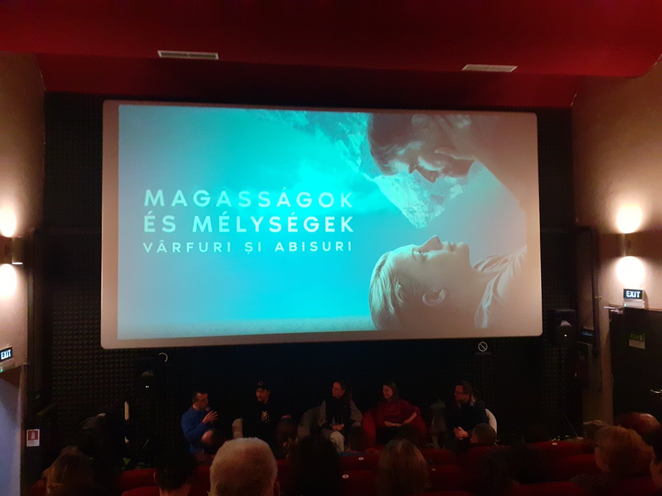 Közönségtalálkozót tartottak Sepsiszentgyörgyön a Magasságok és mélységek című fikciós dráma vetítését követően •  Fotó: Oláh Eszter