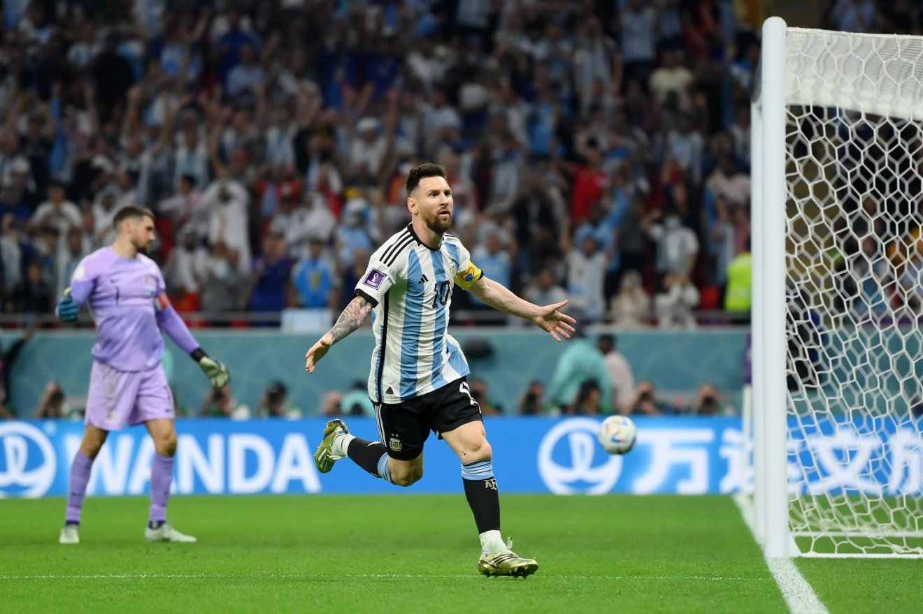 A tavaly világbajnokságot nyerő Lionel Messi  a legnagyobb esélyes •  Fotó: Argentin Labdarúgó-szövetség