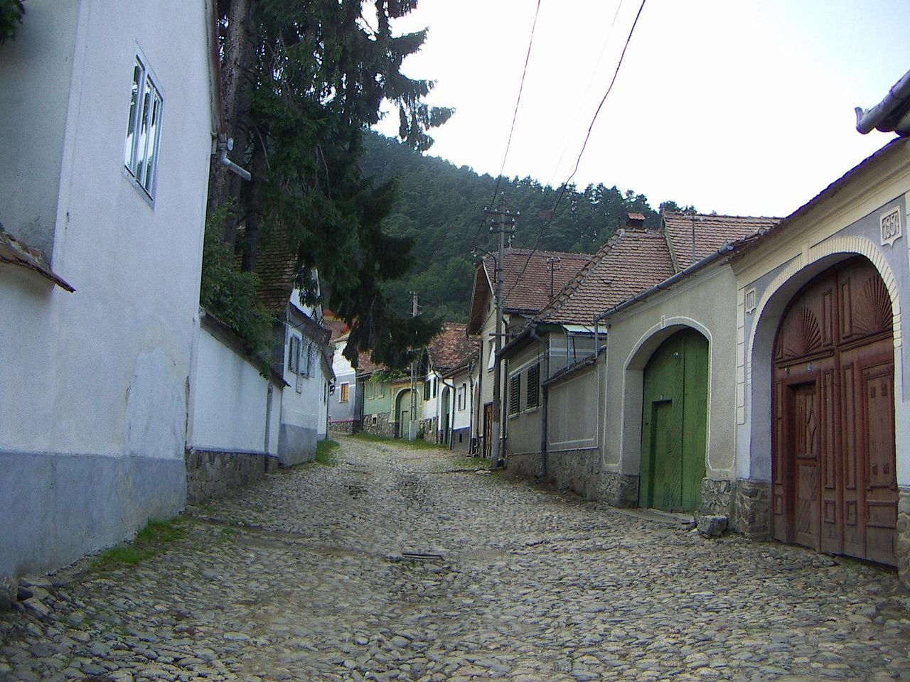 Resinári falukép •  Fotó: Wikipédia