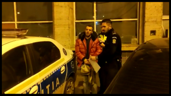 „Önrablással” próbált meg pénzt kicsalni saját édesanyjától egy férfi