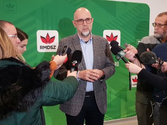 Kelemen Hunor a megszorításokról: a kormánynak figyelembe kell vennie a helyi autonómia elvét