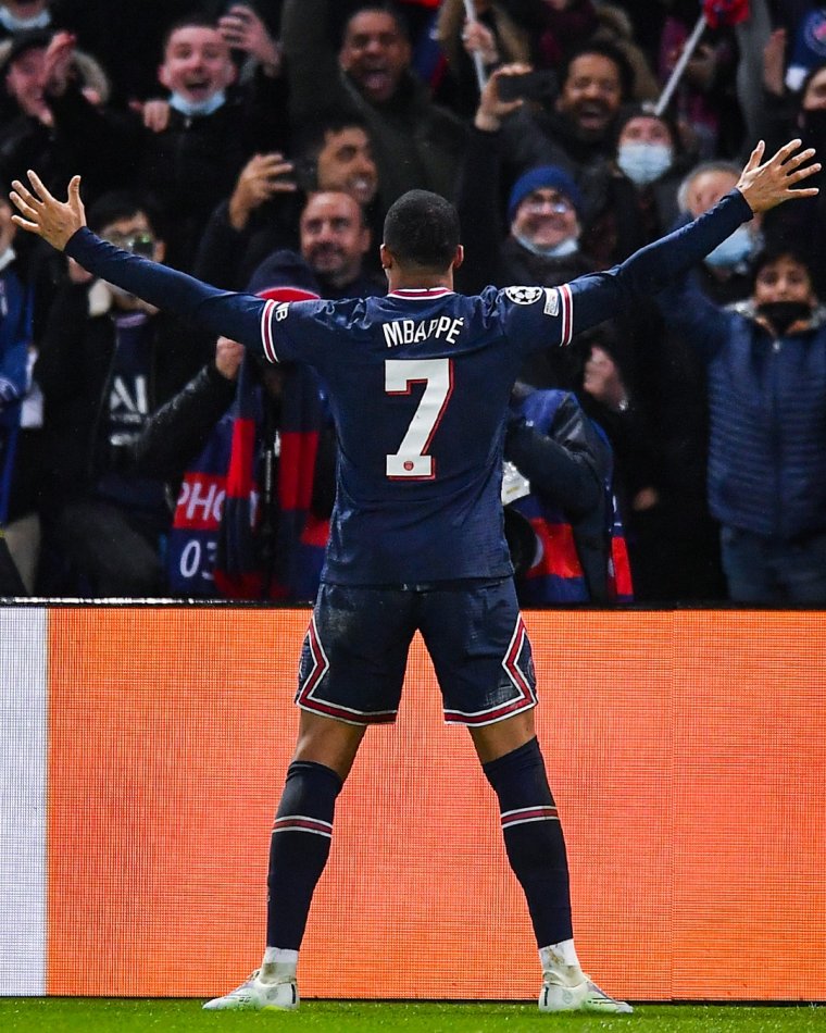 BL: Mbappé a legvégén döntött a Real ellen, fél lábbal továbbjutott a Manchester City