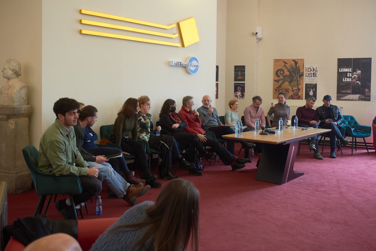 Bemutató előtti sajtóértekezlet Kolozsváron. Két szereposztásban mutatták be a darabot •  Fotó: Kolozsvári Állami Magyar Színház/ Biró István