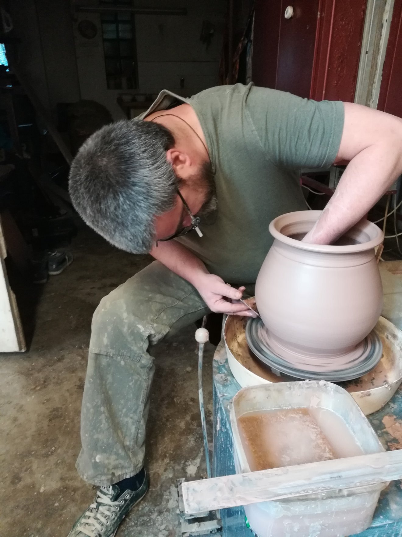 Sályi Róbert •  Fotó: Facebook/Sályi kerámia