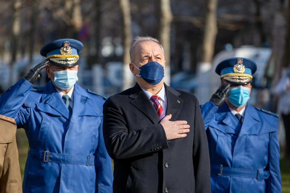 Vasile Dîncu szerint a kötelező katonai képzés sokkal nagyobb költségvetést jelentene a hadsereg számára •  Fotó: Vasile Dincu/Facebook