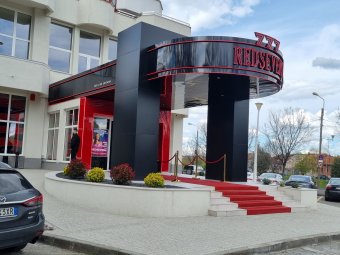 Kitiltanák a játéktermekből a 21 év alatti fiatalokat