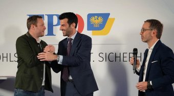 Nem jött be a vétó: az Osztrák Néppárt elvesztette abszolút többségét, a Szabadság Párt történelmi sikert aratott