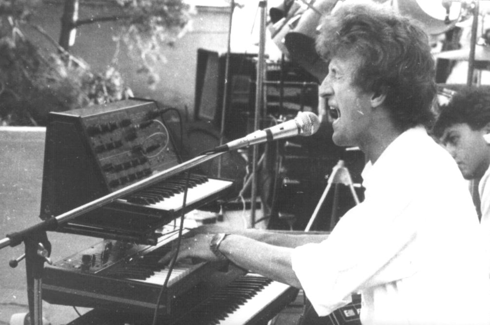 A marosvásárhelyi Corax együttes fellépése 1985-ben •  Fotó: ismeretlen szerző