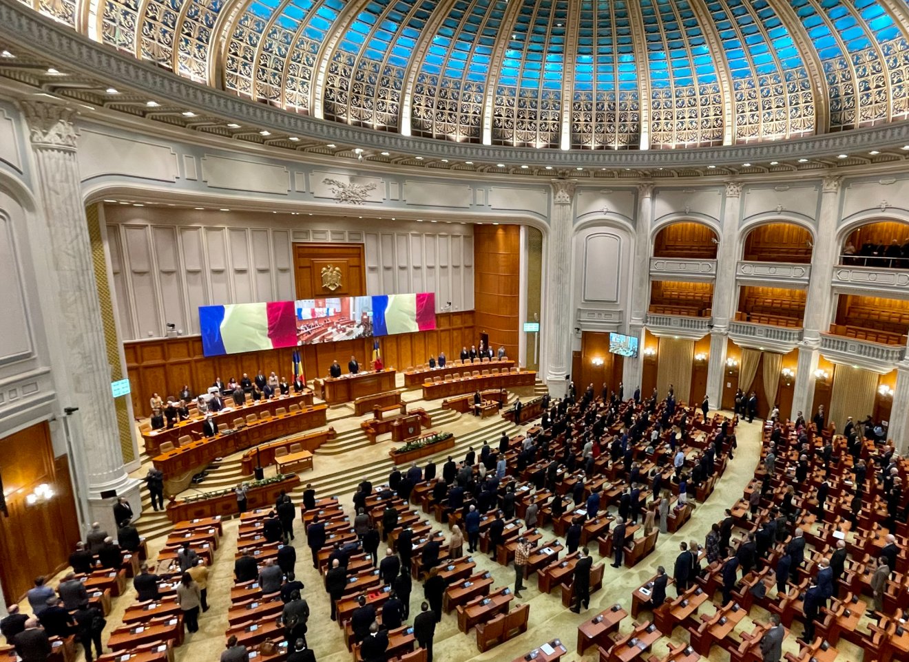 Az új parlament december 20-án ül össze első alkalommal •  Fotó: Románia parlamentje