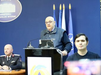 Pánikba esne, ezért sem értesítik a lakosságot a hatóságok a földrengésekről