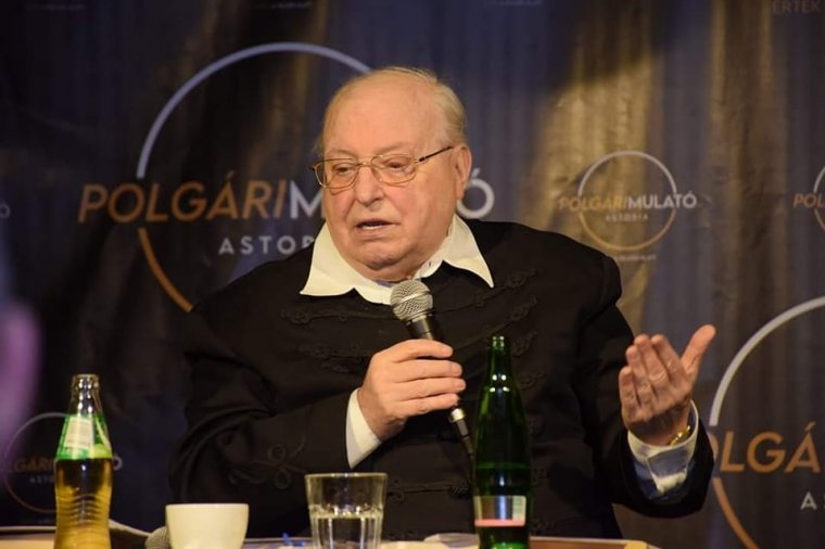 Elmarad Drábik János konteóalkotó kereszttűz alá vett előadása Kolozsváron