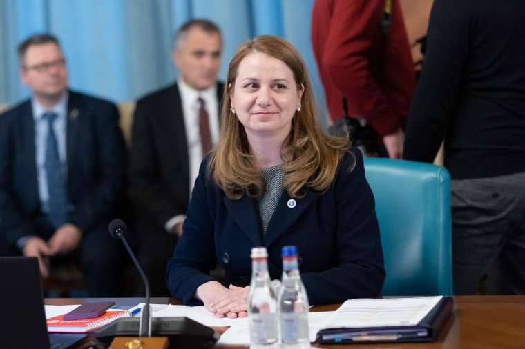 Képzett Románia: az oktatás „újabb győzelmének” nevezi a miniszter az alkotmánybíróság döntését