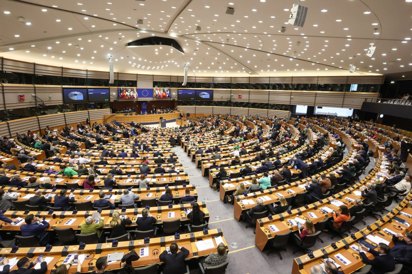 Kik ülnek be az EP padsoraiba? Nem nőtt a nők aránya a romániai jelöltek körében •  Fotó: Európai Parlament/Alexis Haulot