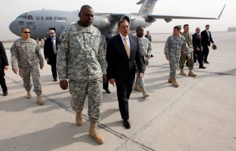 Putyin háborúja miatt vált szükségessé a NATO bővítése az amerikai védelmi miniszter szerint