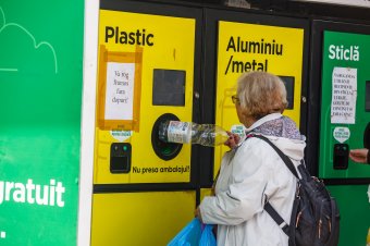 Kár gyűjteni az üvegeket, pillepalackokat, a most forgalomban lévők nem érnek 50 banit november 30-a után