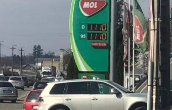 Óvszerek forgalmazása miatt bírságolták meg a tavalyi üzemanyagár-hisztériát kiváltó Bihar megyei benzinkút-tulajdonost